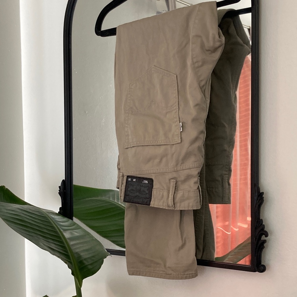 Levi's Men's Khaki Cargo Pants